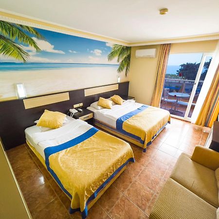First Class Hotel Alanya Buitenkant foto