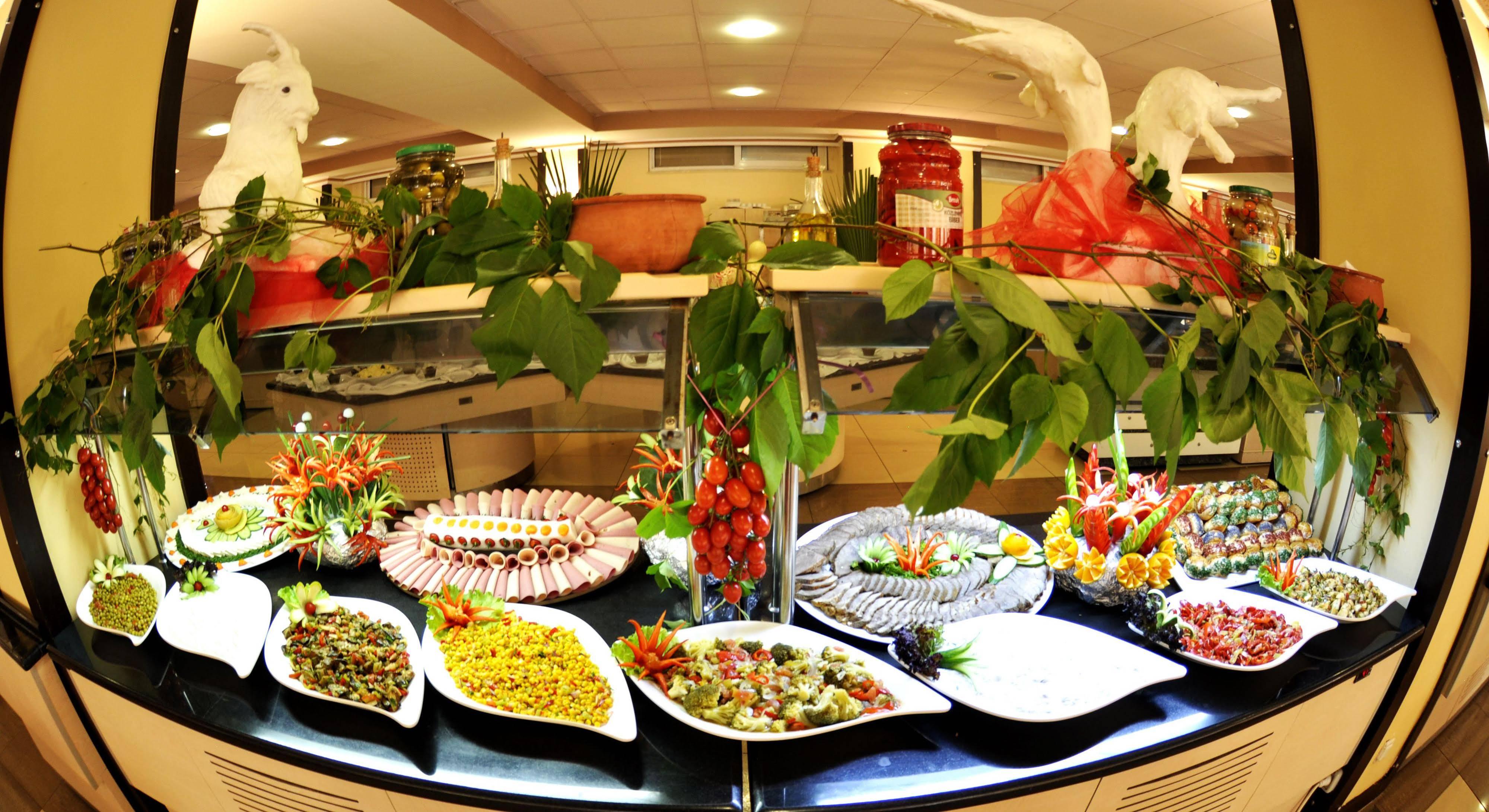 First Class Hotel Alanya Buitenkant foto