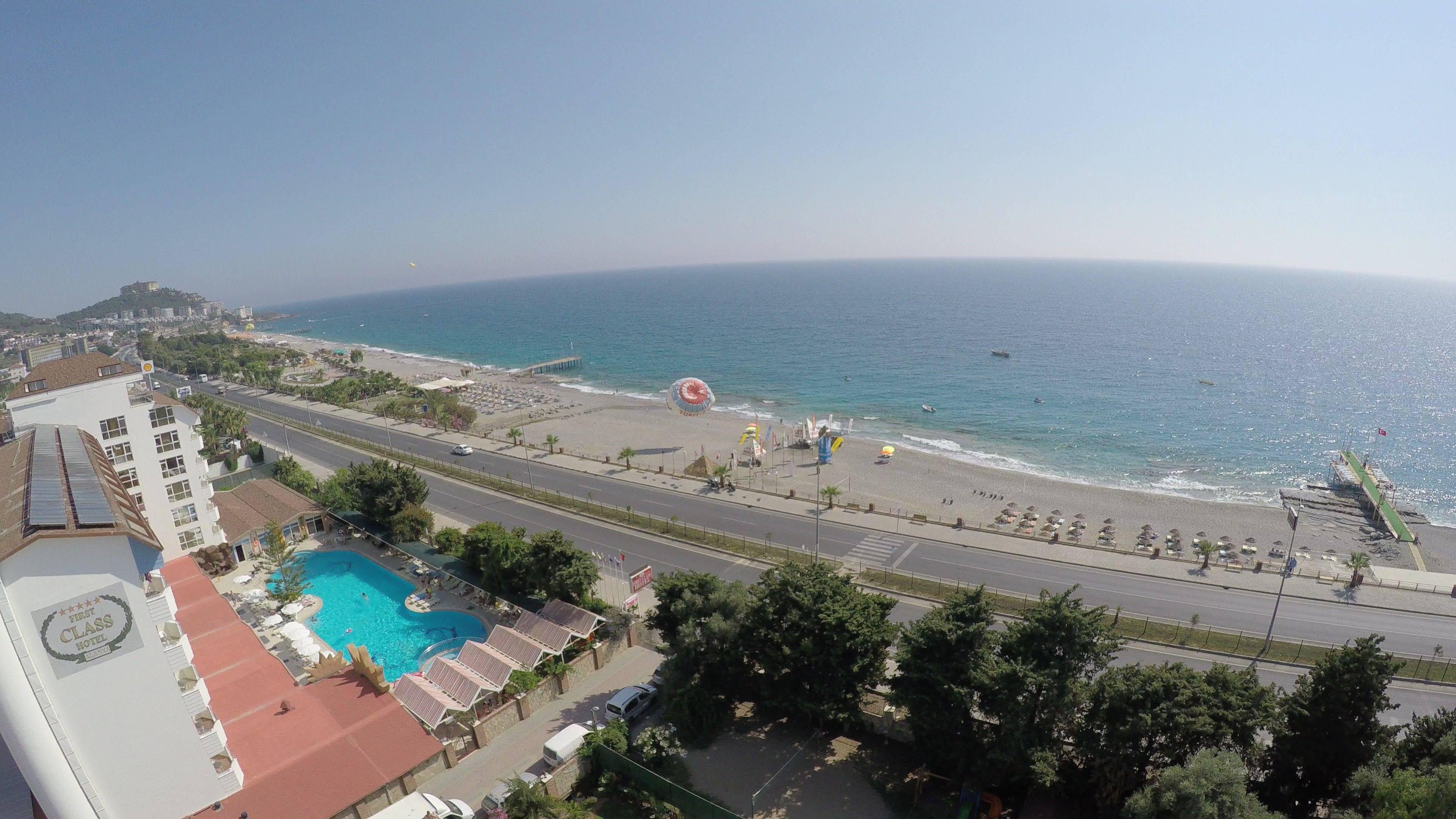 First Class Hotel Alanya Buitenkant foto