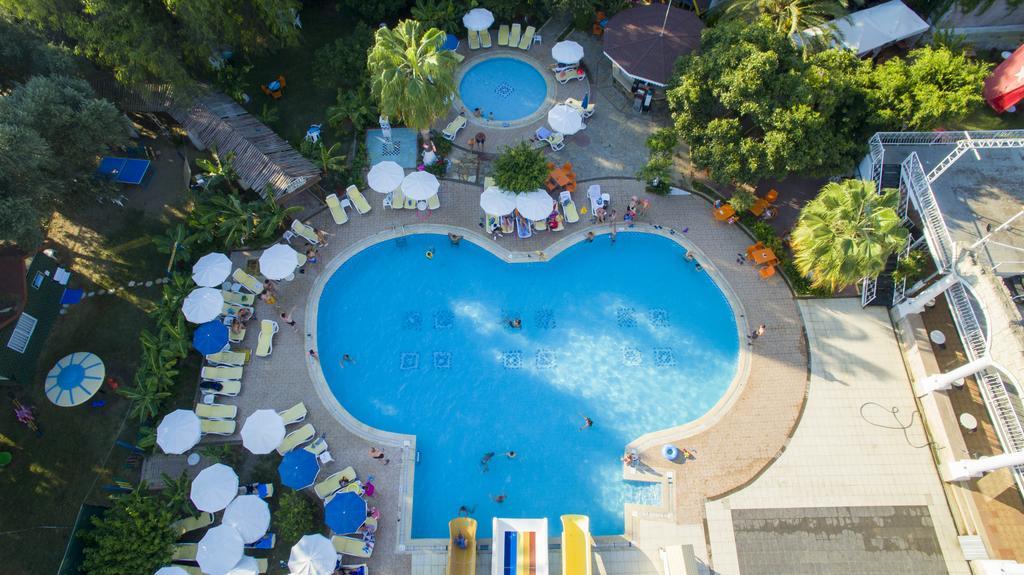 First Class Hotel Alanya Buitenkant foto