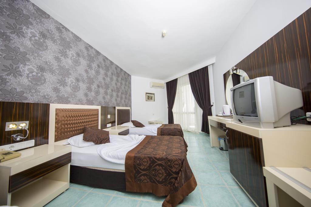 First Class Hotel Alanya Buitenkant foto