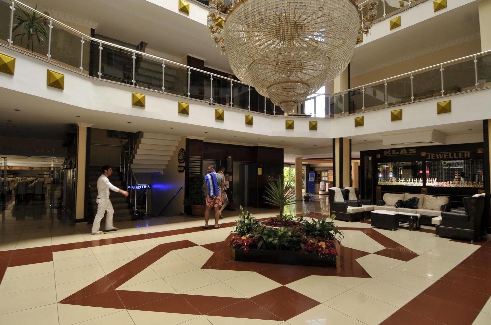 First Class Hotel Alanya Buitenkant foto