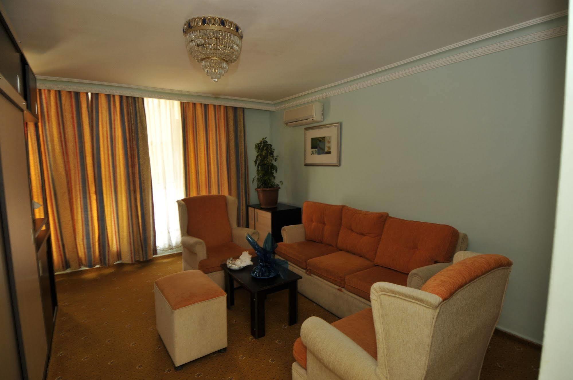 First Class Hotel Alanya Buitenkant foto