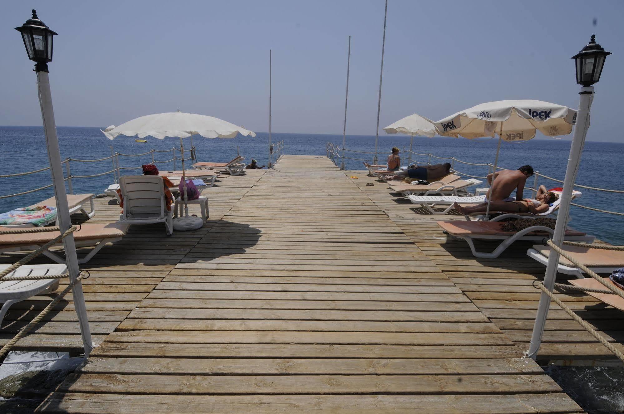 First Class Hotel Alanya Buitenkant foto